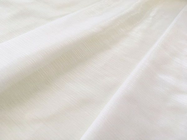 白＆横ライン地模様の遮熱レースカーテン