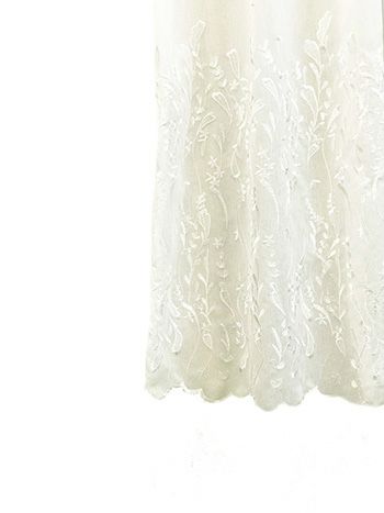 アイボリー&植物モチーフ&刺繍&透け感のあるシームレスレースカーテン