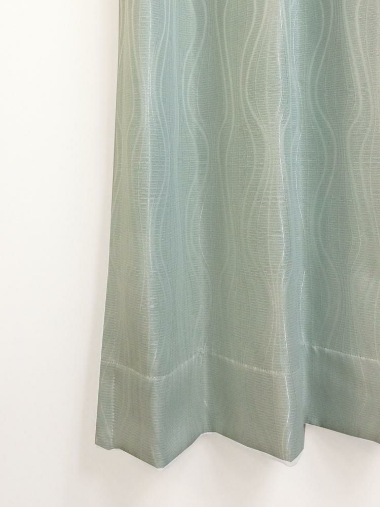 ブルー＆流線模様の2級遮光カーテン