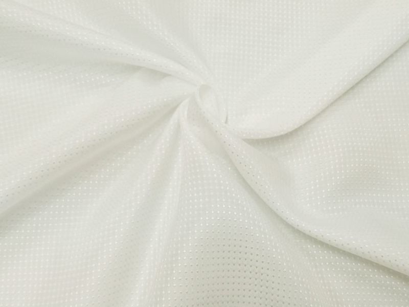 ホワイト＆シルバードット調の遮熱ウェーブロンレースカーテン(UPF50+)